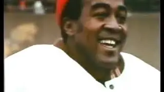 LEROY KELLY CLEVELAND BROWNS 1964-1973 (PRO FOOTBALL HOF CLASS OF 1994)