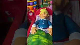 Don&rsquo;t wake up daddy 😴😴 #shorts #dontwakedaddy #superfun #lifehacks #asmr