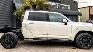 T&igrave;m đỏ mắt kh&ocirc;ng c&oacute; xe , đại gia độ Toyota Land Cruiser 2022 đắt đỏ 'cắt đu&ocirc;i' th&agrave;nh xe b&aacute;n tải