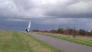 Windboarding on asfalt (Vejalente ant asfalto)