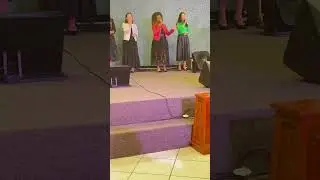 Hosana ao cordeiro de Deus! Momento de louvor Siga : @igrejaaliancadocalvario #paulojunior