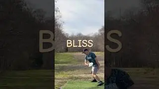 disc golf is bliss #discgolf #trendingshorts #youtube #yt #sony #sports #viral #youtubeshorts #golf