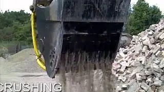 NEW CRUSHER BUCKET FROM HOWARD EQUIPMENT