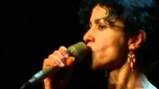 Angelique Ionatos - Montparis de Claude Nougaro
