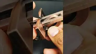 Einstein's Lab Relativity puzzle 🧩🚈 #shortvideo #science #logic #bronze #metal #shorts