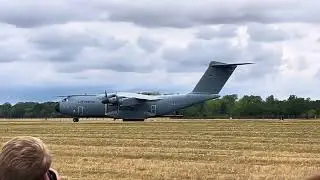 Luftwaffe A400M Atlas almost toppled over as it reverses! RIAT 2025