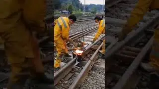 AmazingChina: Thermite Welding Train Tracks