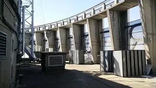 Hyatt Regency Paris | Roof and High speed Lift surf