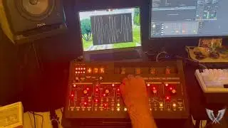 Eternal Engine Mars Polyphonic Vacuum Tube Synth Demo