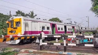 Speedy Emu train crossing Railgate || High speed emu || Eastern Railway || Indian Railway