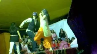 BZU dancing item girls 6