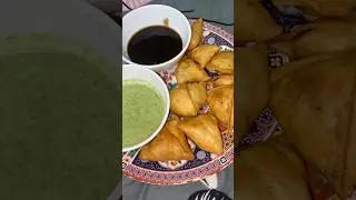 Instant samosa 😍🤤 #food #yummykitchen #foodrecipe #kitchen #cooking #kitchenrecipe #samosa