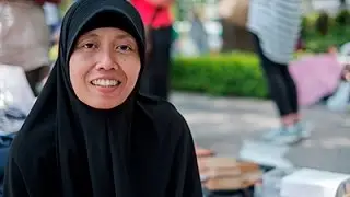 Sunday Girls . EP1 - The Mobile Library . The story of overseas worker @+852