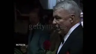 Frank Sinatra behind the camera in 'Young At Heart' (Rare Video).