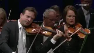 Musicbanda FRANUI & Mozarteumorchester Salzburg: „Ringelreigenwatschentanz“