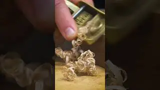 Sharp out of the box! 📦 Lie Nielsen No. 102 Low Angle Block Plane. ✨