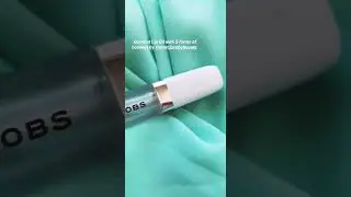 Coconut Lip Oil with 5 forms of coconut oil by Marc Jacobs Beauty 🌿