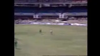 Martin Crowe 83 (99) vs Pakistan 1994