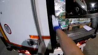 Odjezd od rampy, zavírání vrat, start friga / POV