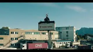 Container fun - Balancing on Alps Container