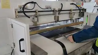Easy conveyor belt cutting machine for PVC