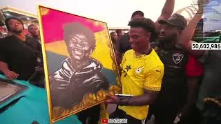 🚨| WATCH: Speed was just given INSANE fan art in Ghana fully hand drawn 🤯🇬🇭