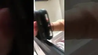 How does the mirror know￼?
