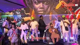 Sensation seasoned singer, Pa Ebenezer Obey Performing Live at the See Lagos, See Culture Event