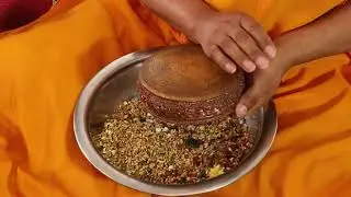 Ng&ouml;ndro   Demonstration  Making Mandala Offerings in order to Gather the Accumulations