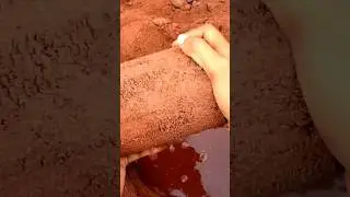 floor POOL CRUMBLE 😋 #relaxingsound #satisfying #reddirtasmr #watercrumble #asmrcommunity #shorts