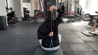 static arm exercise with resistance band