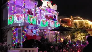 Walking tour of the Christmas holiday light display at Balboa Island in Newport Beach California
