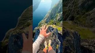 📍 Preikestolen, Norway 🇳🇴 #hiking #norway #mountains #travel #adventure #outdoors #gorpcore