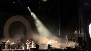 Arctic Monkeys -Sculptures of Anything Goes + Brianstorm live @ Rock in Roma