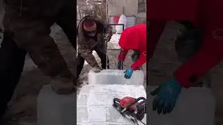 Building an igloo #survival #realsnow #survivalbuilds #winterchallenge #handmade #construction