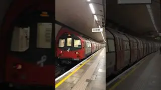 🇬🇧🤍White🤍Ribbon🤍1995 Stock Northern Line London Underground・🇯🇵🤍白いリボン運動🤍1995形ノーザン線ロンドン地下鉄