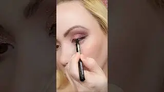 Samouczek dotyczący eyelinera z motywem skrzydełek 2025 #wingedeyeliner #wingedlinertutorial #win...