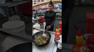 Pretty Chef On The Street #cambodianfoodtour #streetfoodrecipes #streetfood #streetfoodideas