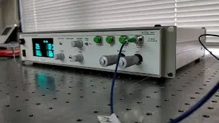 【PriTel】 超高速1.5μmファイバ出力光クロック「UOC-0.5-10G」