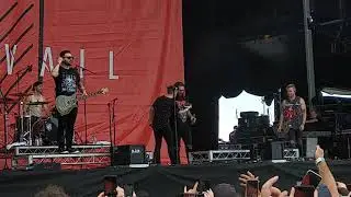 I Prevail - shoey [Live] at Download Festival Melbourne