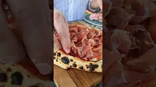 Neapolitan Pizza in the GOZNEY DOME #shorts #gozney #gozneydome