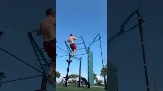 Elevate your #outdoorworkouts #exercise #ﬁtness #pullupbar #outdoors #gym #outdoorgym
