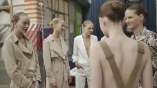 Vanessa Beecroft sul Backstage della campagna Sisley SS17