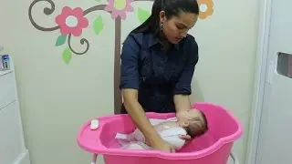 Banho tranquilo e sem choro no bebê (Banho terapêutico)
