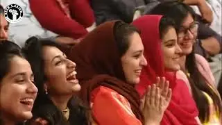 Khalid Masood Khan Funny Poetry | Funny Mushaira at Lahore University