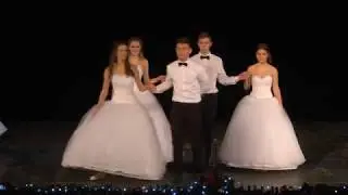 Vác Juhász Ált. isk 8-os keringő 2017