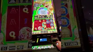 Ultra Rush Gold slot makes a lot of noise and is pretty fun even when it takes it all back!