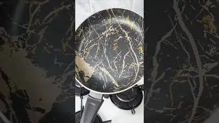 Моя новая находна - сковорода бренда Vari с дизайном под мрамор. Артикул на Wildberries 467500042
