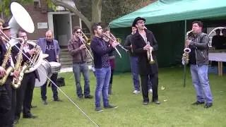 ambrassband playing