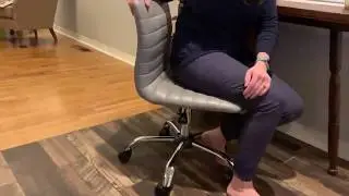 AmazonBasics Modern Adjustable Low Back Armless Ribbed Task Desk Chair Review, Basic task chair